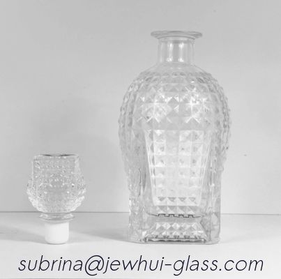 comprar Super Flint Diamond Cut Glass Decanter ,  XO, brandy ,  Vodka Liquor Gin Rum Tequila Whisky Brandy Spirit Glass Bottle With Solid Glass Stoppers online manufacture