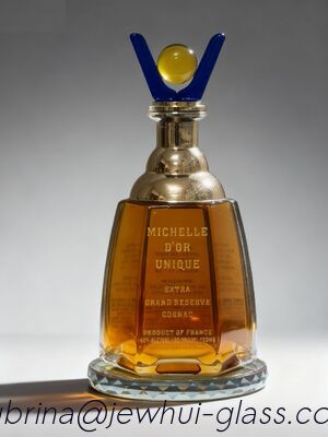 comprar Botella de vidrio de 700 ml - Personalización, Botella de vidrio súper flint, Brandy francés, XO, Cognac Fabricación en línea