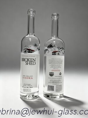 Buen precio Botella de vidrio de 700 ml, 1000 ml -Personalización, Botella de vidrio Super Flint, Vodka de Nueva Zelanda en línea