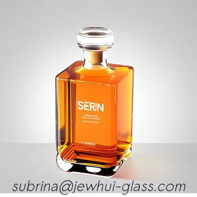 Buen precio Botella de vidrio cuadrada premium transparente para whisky de 700 ml en línea