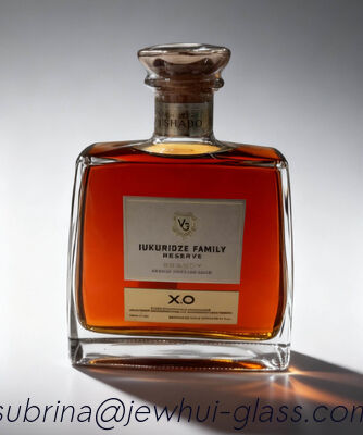 Buen precio 700 ml XO, JIMM Botella de vidrio Gognac -Personalización, Botella de vidrio Super Flint en línea