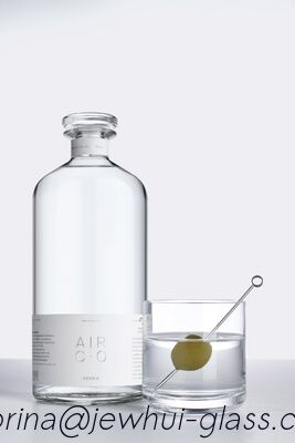 Buen precio Botella de vidrio de vodka clásico en línea