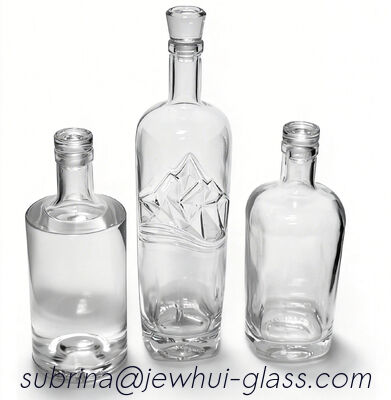 Buen precio el licor de cristal claro 700ml embotella/la botella de vidrio del whisky en línea